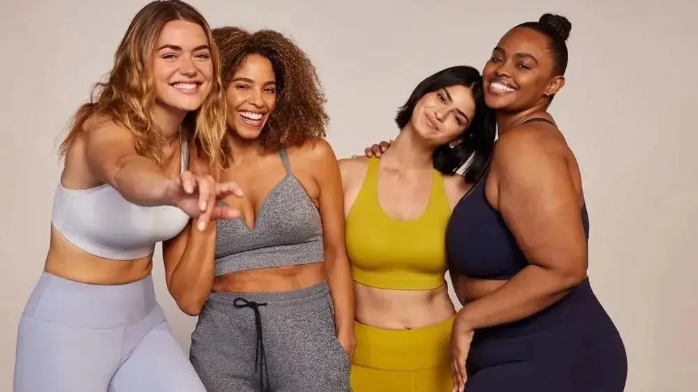 Athleta.jpg Athleta.jpg