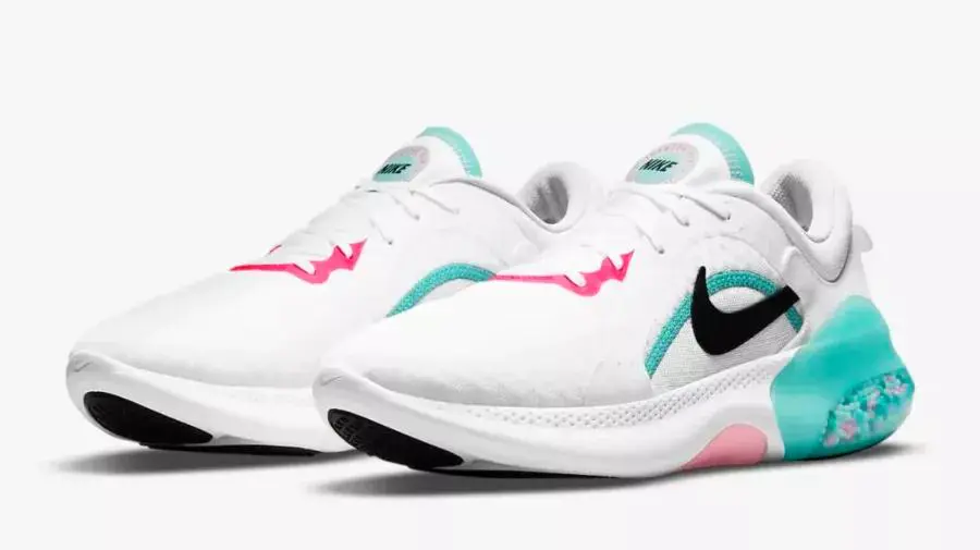 Nike.jpg Nike.jpg