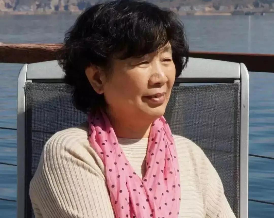 赵毓玲.jpg